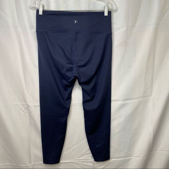 ❌LAST CHANCE Old Navy Dark Blue Elevate Leggings Size M/L - Picture 2 of 10